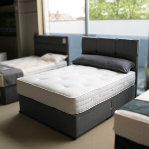 Banbury 150x200cm 2+2 Drawer Divan Set & Headboard